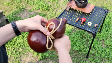 How to Install Accessories for a Gourd Bottle