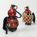 Handcrafted urushi gourd bottle made from a real natural gourd, traditional drinking vessel