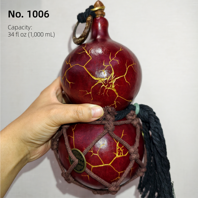 Riftborn Collection — Hand-Carved Urushi Gourd with Rift Texture