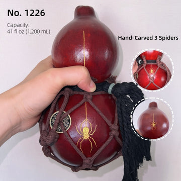 Spider Collection — Hand-Carved Urushi Gourd with Triple Spider Carving