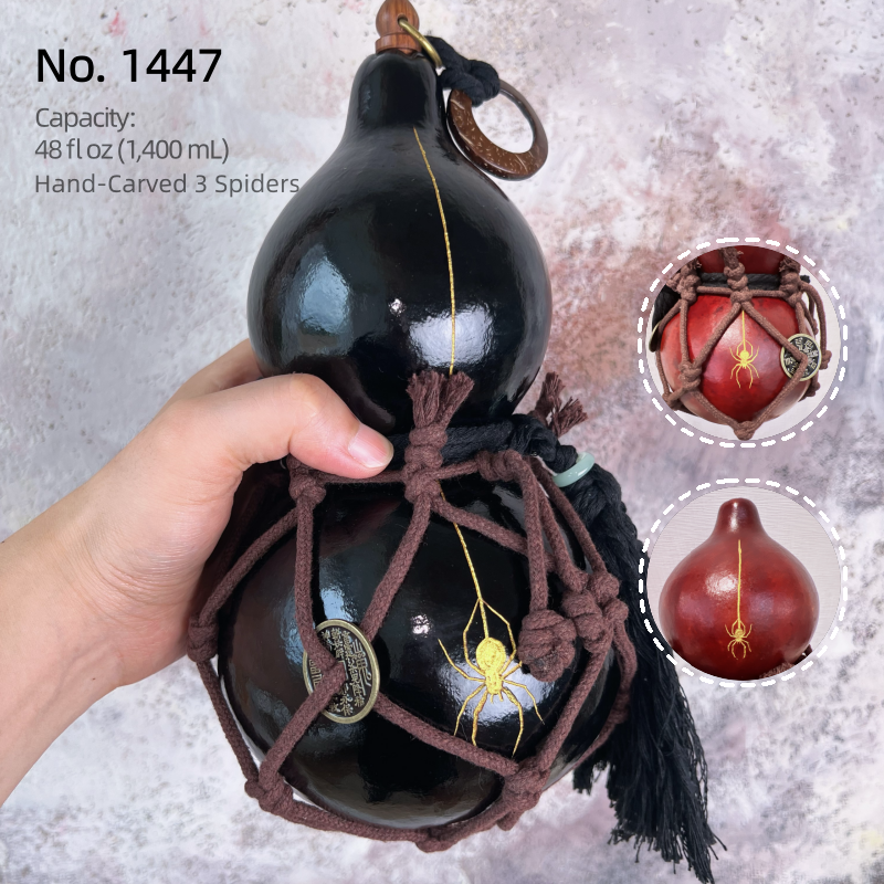 Spider Collection — Hand-Carved Urushi Gourd with Triple Spider Carving