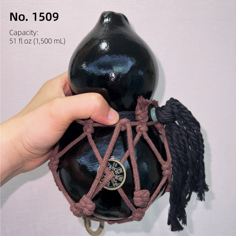 Small Batch #09 – Handcrafted Urushi Gourd Bottle – Black – Exact Piece Shown